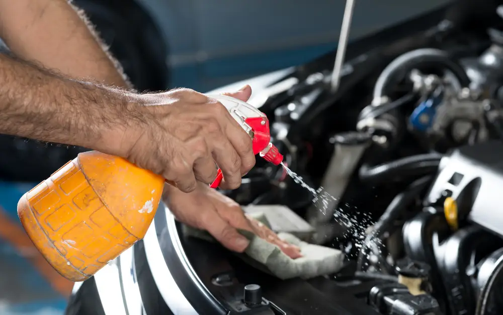 cleaning car engine